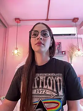 Snapshot of Zoe_Bae chatting on 01.13.25 Zoe Bae online show from 01.13.25