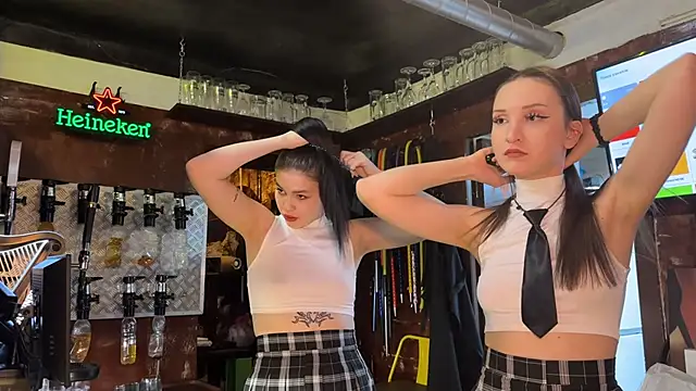 Snapshot of dirtypub chatting on 01.29.25 dirtypub online show from 01.29.25