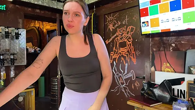 Snapshot of dirtypub chatting on 02.16.25 dirtypub online show from 02.16.25