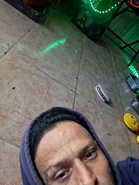 Snapshot of Toycockhot chatting on 10.25.25 Toycockhot online show from 10.25.25