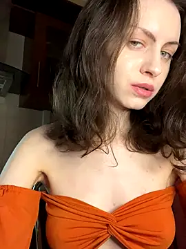 MissAnuta online show from 10.28.25