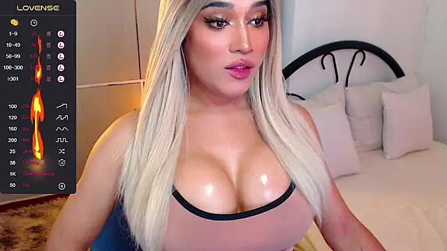 deliciouskelly online show from 11.15.25