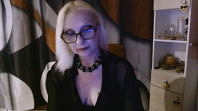 Ala-N-Dala online show from 10.13.25