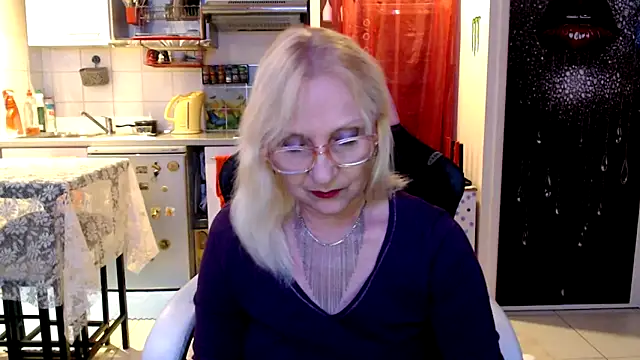 Snapshot of Ala-N-Dala chatting on 05.12.26 Ala-N-Dala online show from 05.12.26