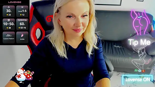 Snapshot of Abby_Moore_ chatting on 03.02.25 Abby Moore online show from 03.02.25