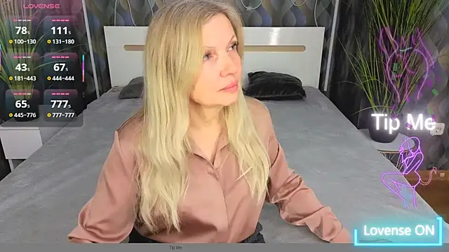 Abby Moore  online show from 04.30.26