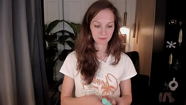 MirandaGlow online show from 06.27.26