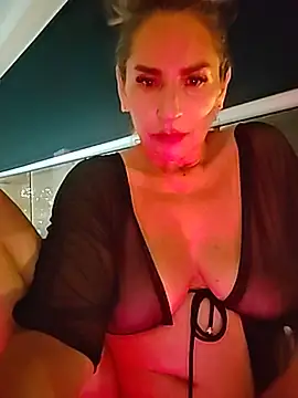 Snapshot of Lossexycacha chatting on 05.16.26 Lossexycacha online show from 05.16.26