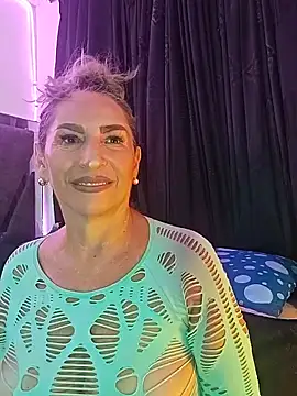 Snapshot of Lossexycacha chatting on 06.18.26 Lossexycacha online show from 06.18.26