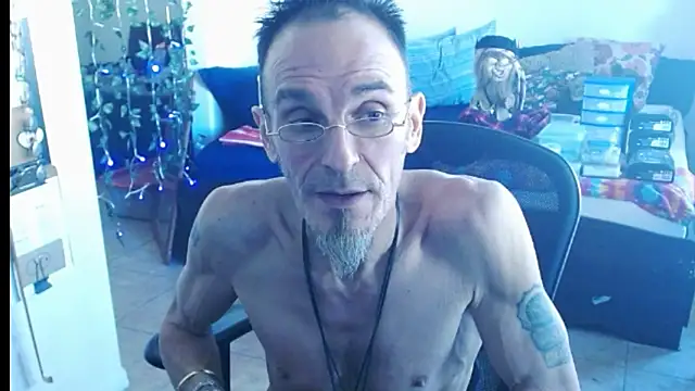 Snapshot of mycock2474u chatting on 02.26.25 mycock2474u online show from 02.26.25