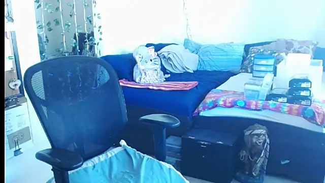 Snapshot of mycock2474u chatting on 03.06.25 mycock2474u online show from 03.06.25