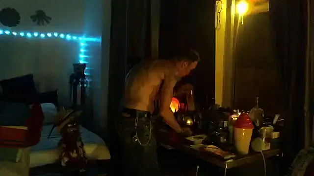 Snapshot of mycock2474u chatting on 10.04.25 mycock2474u online show from 10.04.25