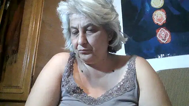 Snapshot of ExquisiteMature chatting on 06.18.26 ExquisiteMature online show from 06.18.26