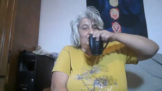 Snapshot of ExquisiteMature chatting on 07.22.26 ExquisiteMature online show from 07.22.26