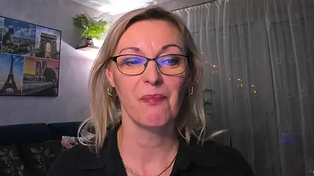 vanessa chat online show from 01.27.25