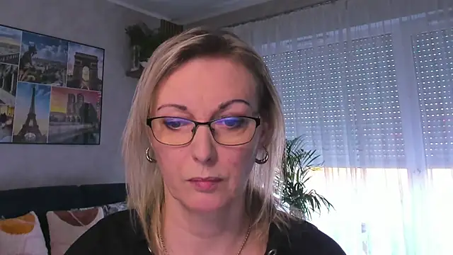 vanessa chat online show from 02.10.25