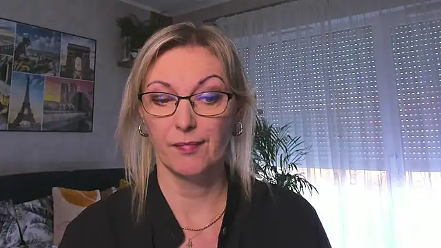 vanessa chat online show from 02.11.25