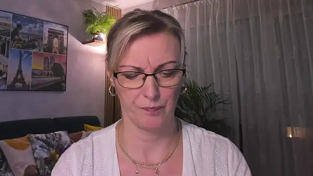 vanessa chat online show from 02.12.25