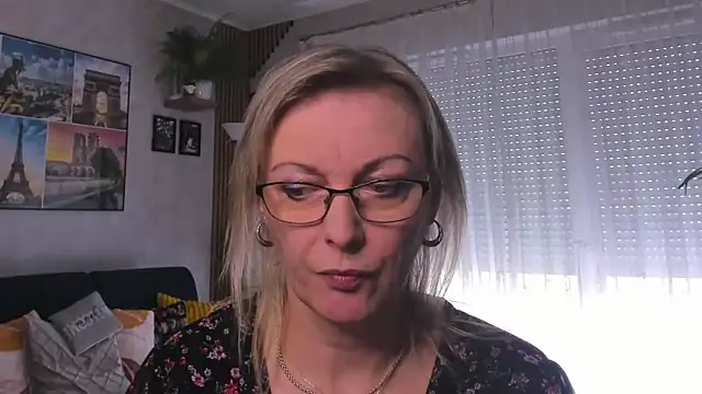 vanessa chat online show from 03.11.25