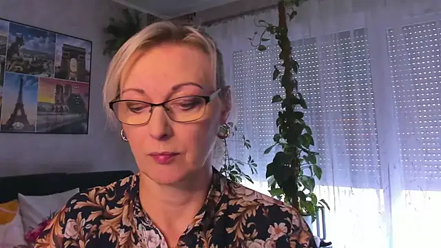 vanessa chat online show from 10.02.25