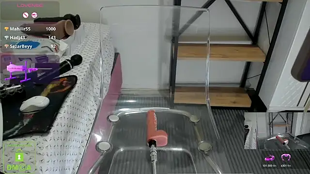 Snapshot of bisexyelizz chatting on 12.07.24 bisexyelizz online show from 12.07.24