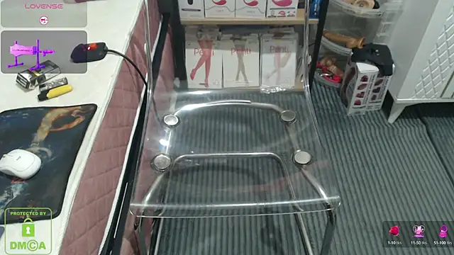 Snapshot of bisexyelizz chatting on 10.18.25 bisexyelizz online show from 10.18.25