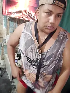 Snapshot of Malo666howard chatting on 10.20.25 Malo666howard online show from 10.20.25