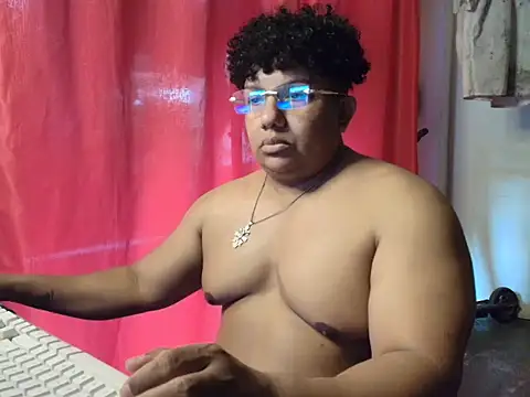 Snapshot of Malo666howard chatting on 02.02.26 Malo666howard online show from 02.02.26