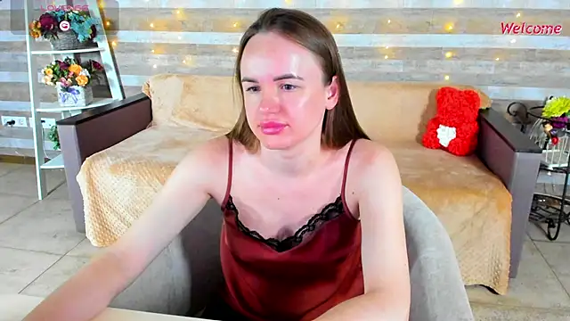 Snapshot of SusanSmit chatting on 06.19.26 SusanSmit online show from 06.19.26