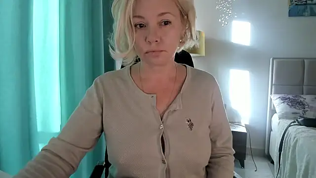 Colette  1977 online show from 10.15.25