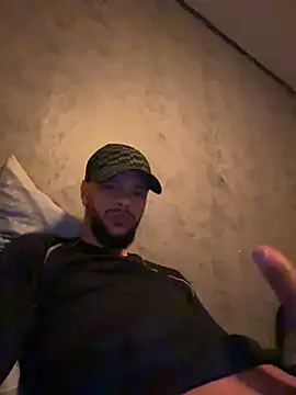 Snapshot of Lionayowe chatting on 03.17.26 Lionayowe online show from 03.17.26