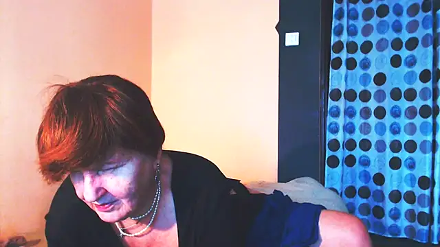 Snapshot of MioritaHard chatting on 02.20.25 MioritaHard online show from 02.20.25