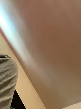 Snapshot of Tristris100 chatting on 01.28.25 Tristris100 online show from 01.28.25