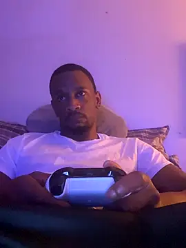 Snapshot of Tristris100 chatting on 10.13.25 Tristris100 online show from 10.13.25