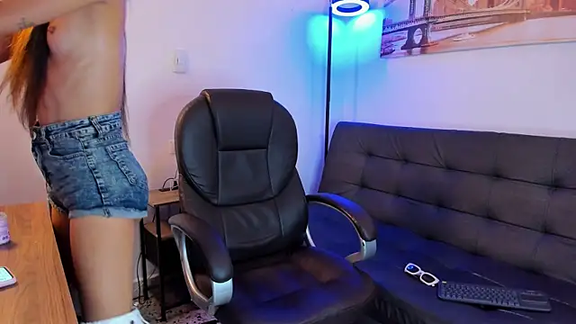 secretgreisy  online show from 01.06.26