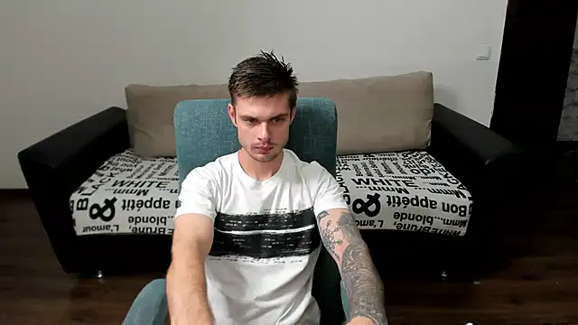 maks wolfis online show from 12.18.24