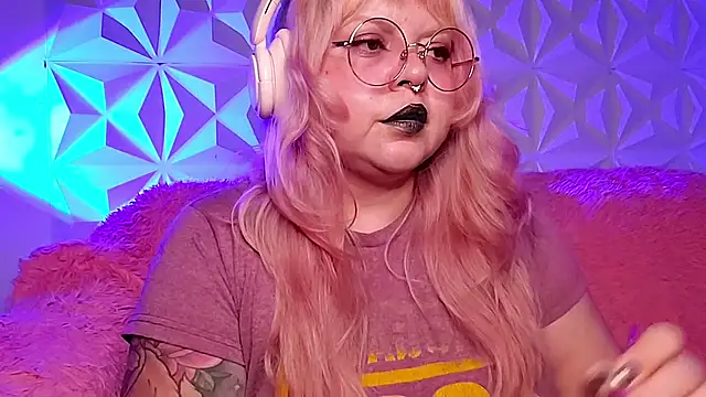 Satyn doll online show from 05.06.26