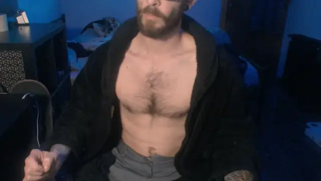 Snapshot of SexxxyLouis chatting on 01.31.25 SexxxyLouis online show from 01.31.25