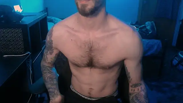 Snapshot of SexxxyLouis chatting on 02.22.25 SexxxyLouis online show from 02.22.25