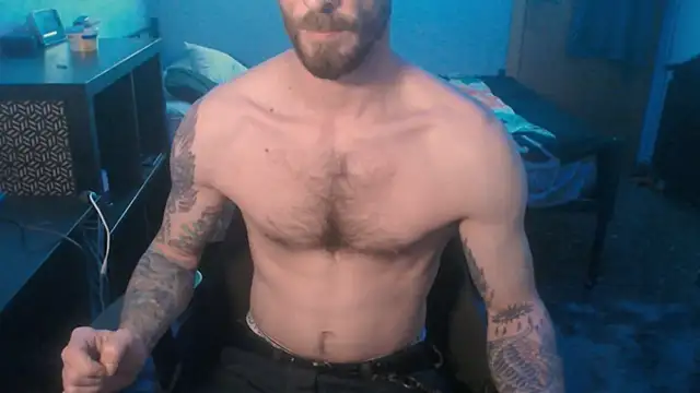 Snapshot of SexxxyLouis chatting on 03.01.25 SexxxyLouis online show from 03.01.25