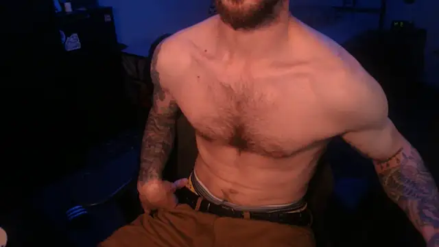 Snapshot of SexxxyLouis chatting on 09.14.25 SexxxyLouis online show from 09.14.25