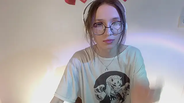  Hanna Moon  online show from 04.27.26