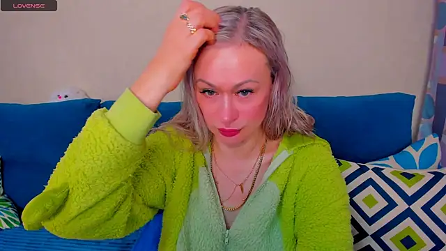 EllenMoore online show from 10.19.25