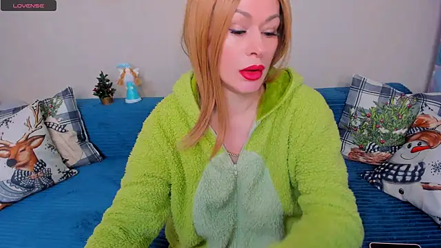 EllenMoore online show from 12.23.25