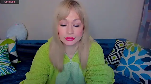 EllenMoore online show from 04.28.26