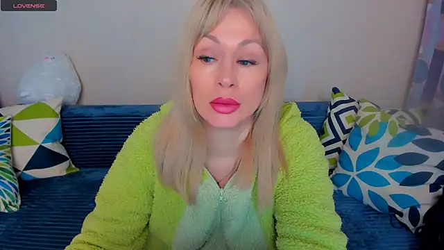 EllenMoore online show from 04.29.26