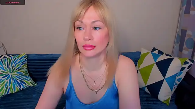 EllenMoore online show from 05.24.26