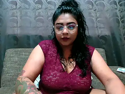 Snapshot of indianishkq7 chatting on 12.05.24 indianishkq7 online show from 12.05.24