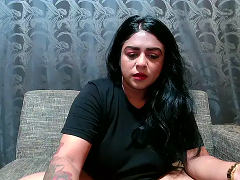 Snapshot of indianishkq7 chatting on 02.19.25 indianishkq7 online show from 02.19.25