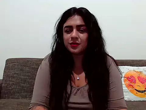 Snapshot of indianishkq7 chatting on 09.20.25 indianishkq7 online show from 09.20.25